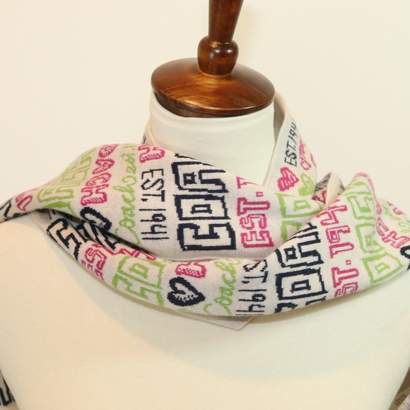 Coach Wool Scarf Logos - Picture 2 of 7